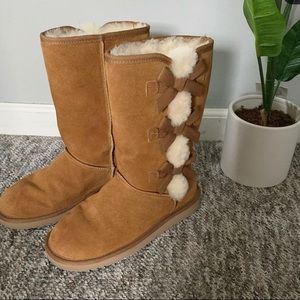 Kookaburra by UGG boots
